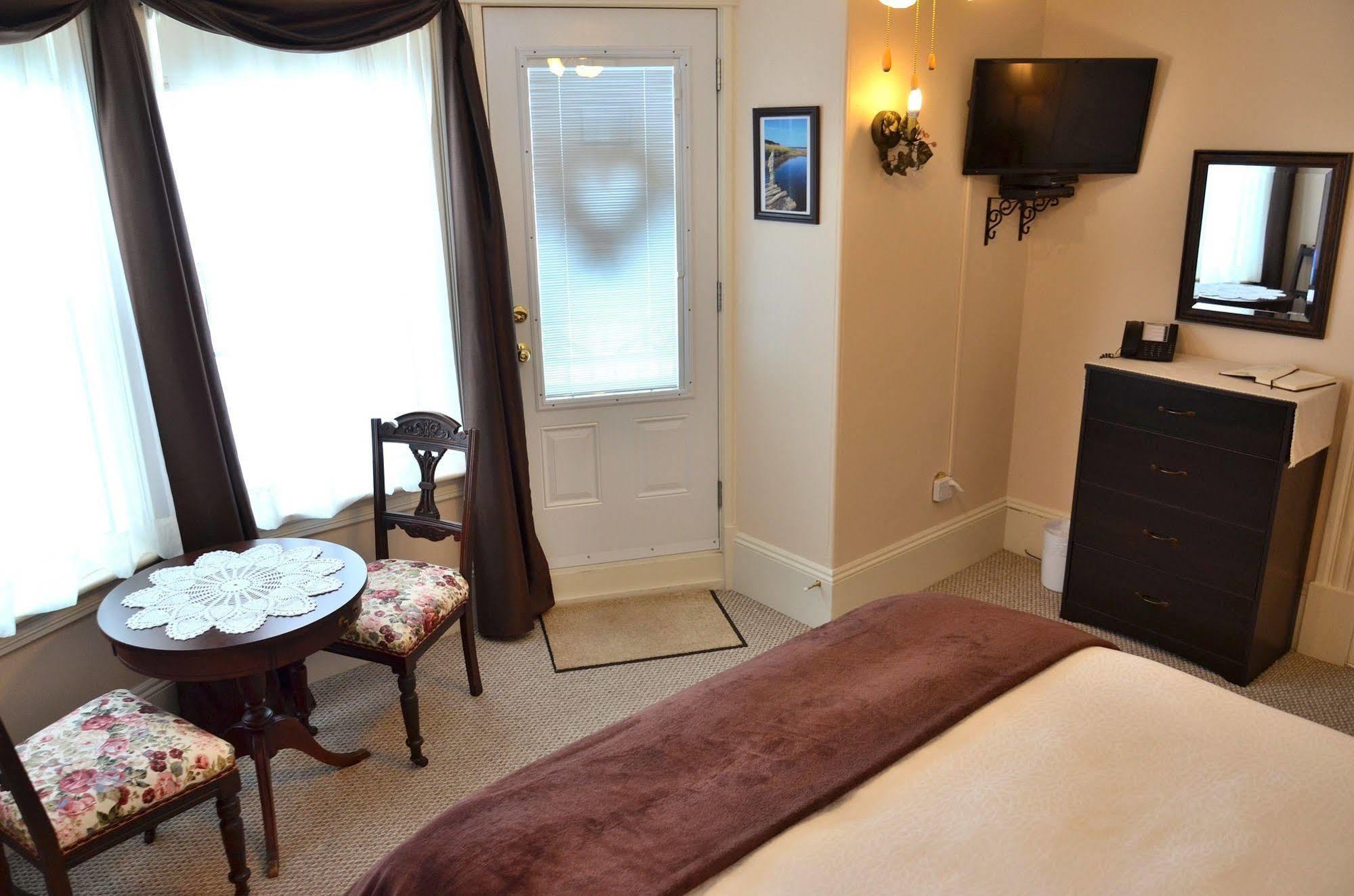 Island Home Bed And Breakfast ซัมเมอร์ไซด์ ภายนอก รูปภาพ